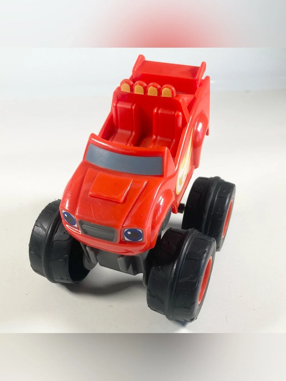 Blaze and the Monster Machines Blaze Slam N Go 4x4 Truck Toy